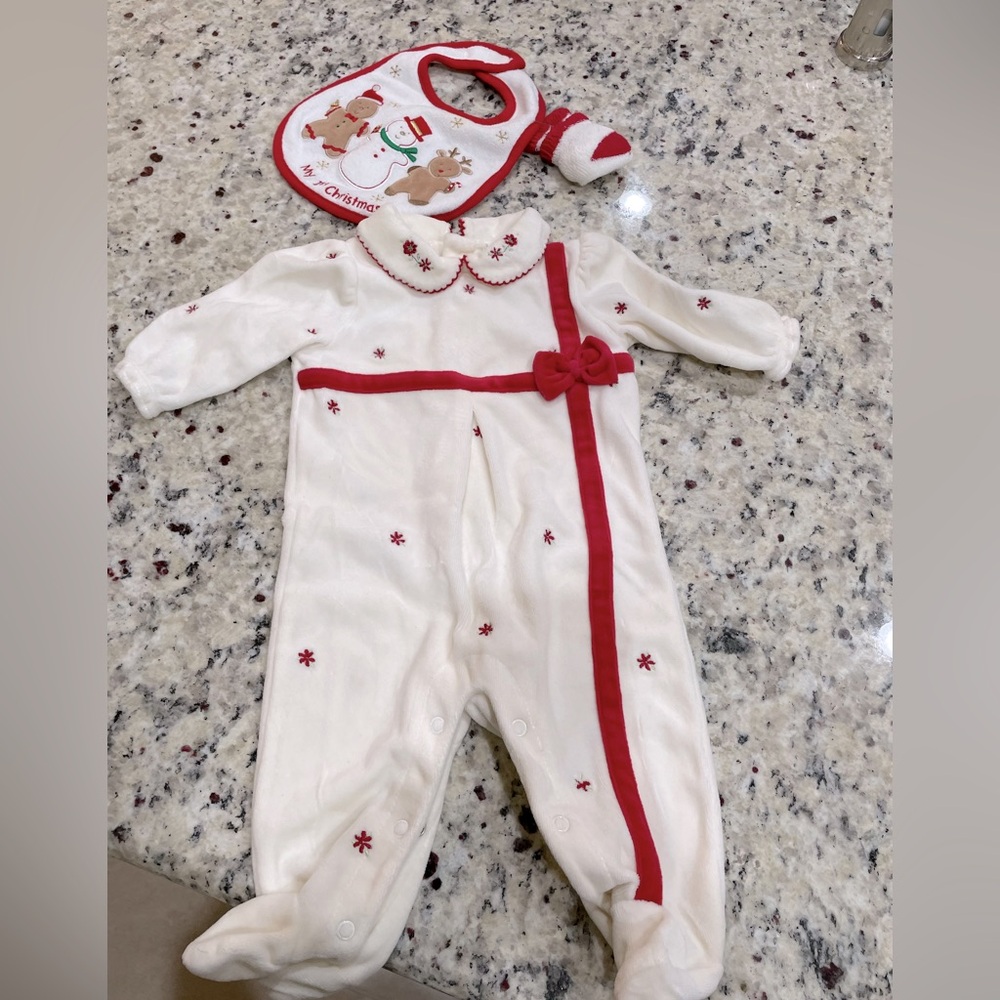 3 PC 1st Moments Charming White & Red Kids One Piece w Matching Bib & Socks 0-3M